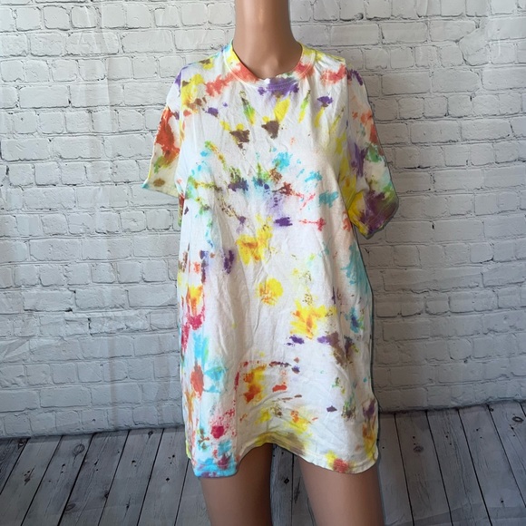 Gildan Tops - gildan multicolor tie dye shirt size M